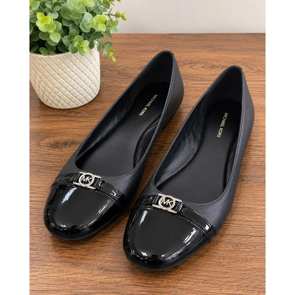 Michael Kors Mandy Black Leather Cap Toe Ballet Flats Silver MK Logo Shoes 10.5